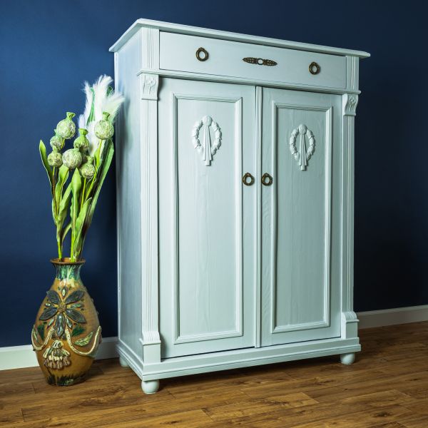 Wardrobe Assembly in Kirkland